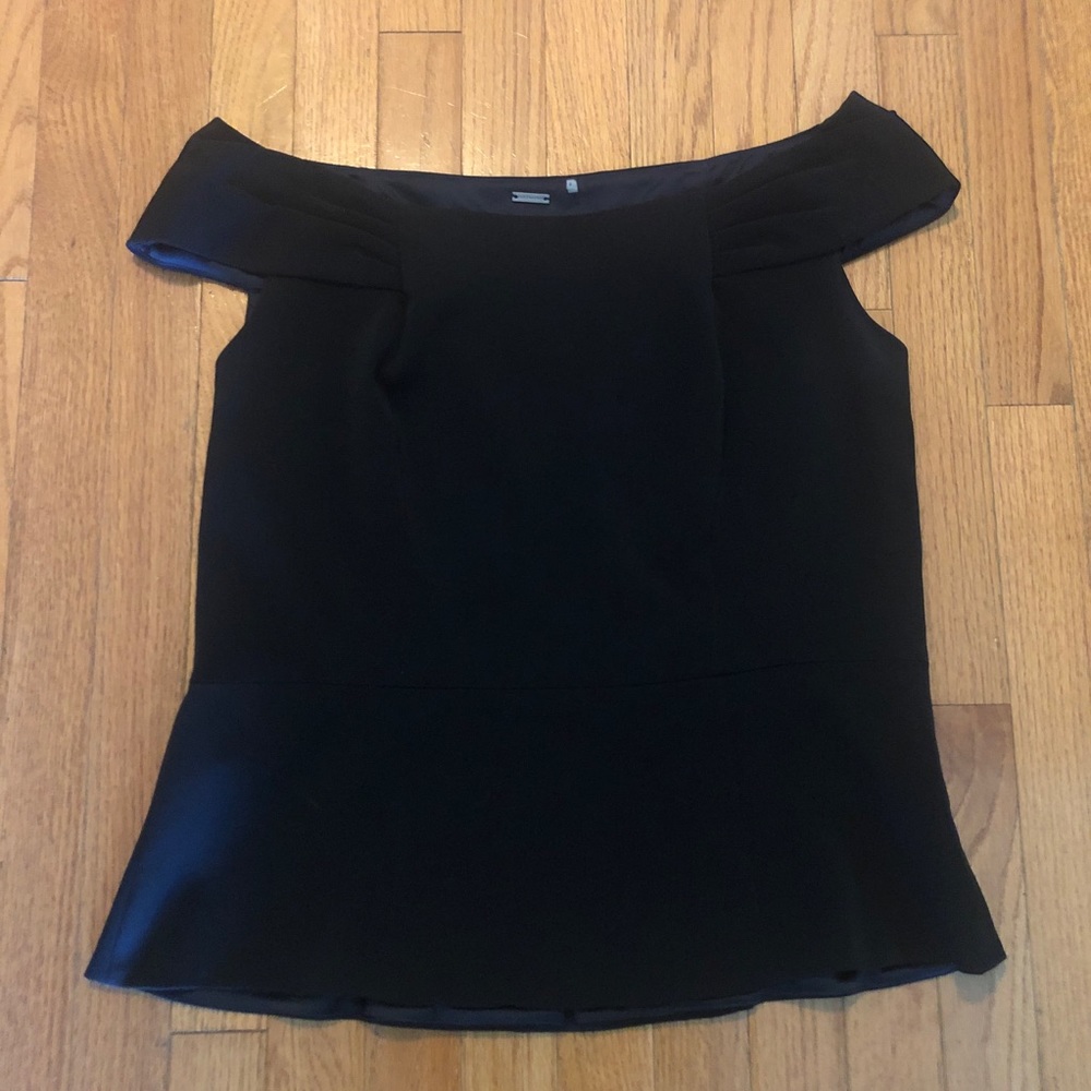 Women’s off-the-shoulder top